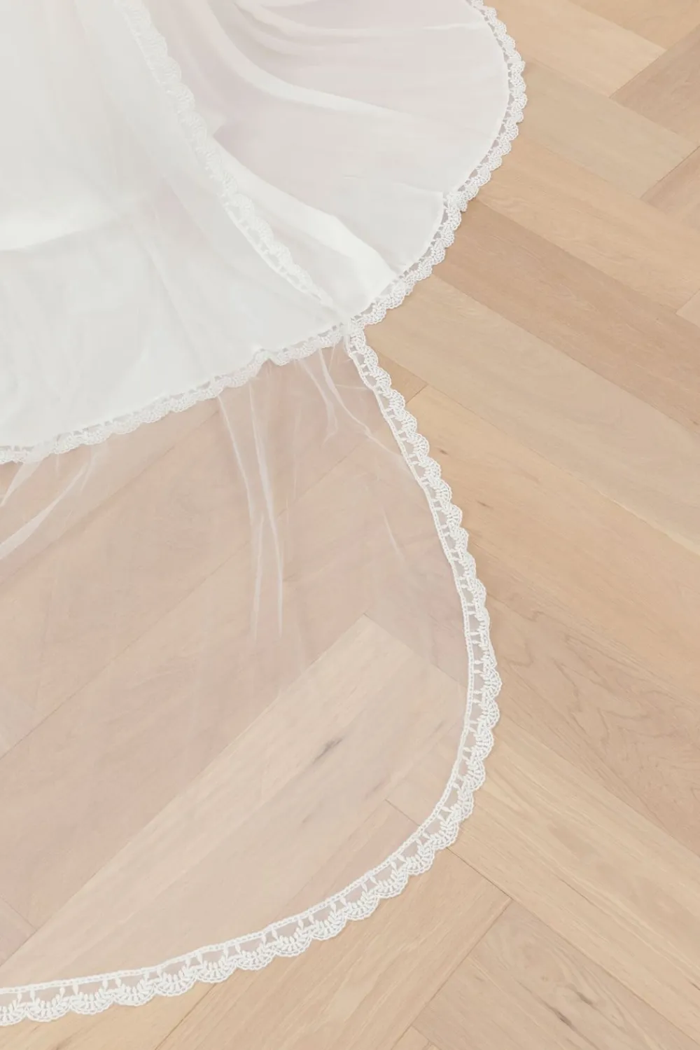 Best Sale Meghan lace veil Veils